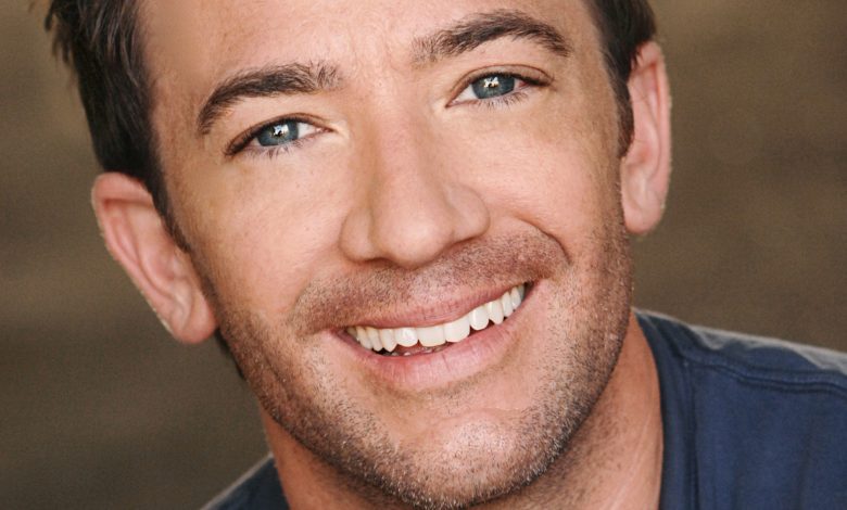 David Faustino